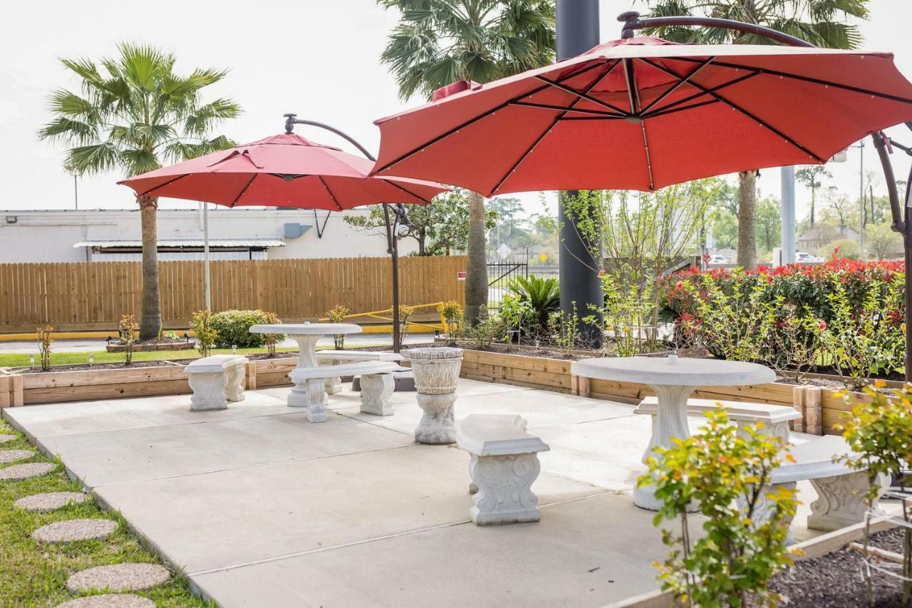 Merit Inn And Suites Beaumont Ngoại thất bức ảnh