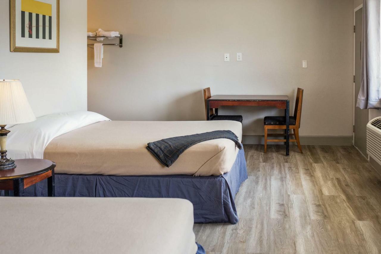 Merit Inn And Suites Beaumont Ngoại thất bức ảnh